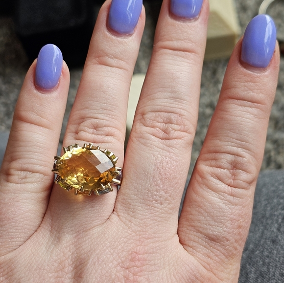 Amazing gemstone ring! Stamped 10k. Large citrine with peridot, blue topaz, amet - Picture 4 of 10